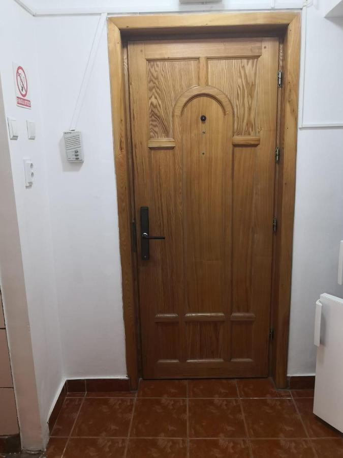 Apartament Cu Doua Camere 塔古玖 外观 照片