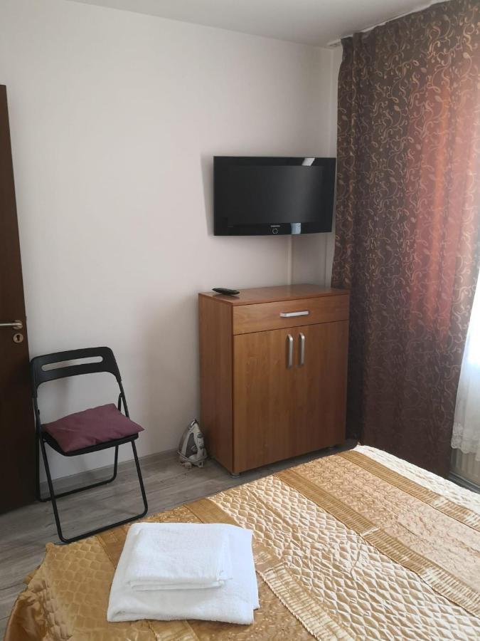 Apartament Cu Doua Camere 塔古玖 外观 照片
